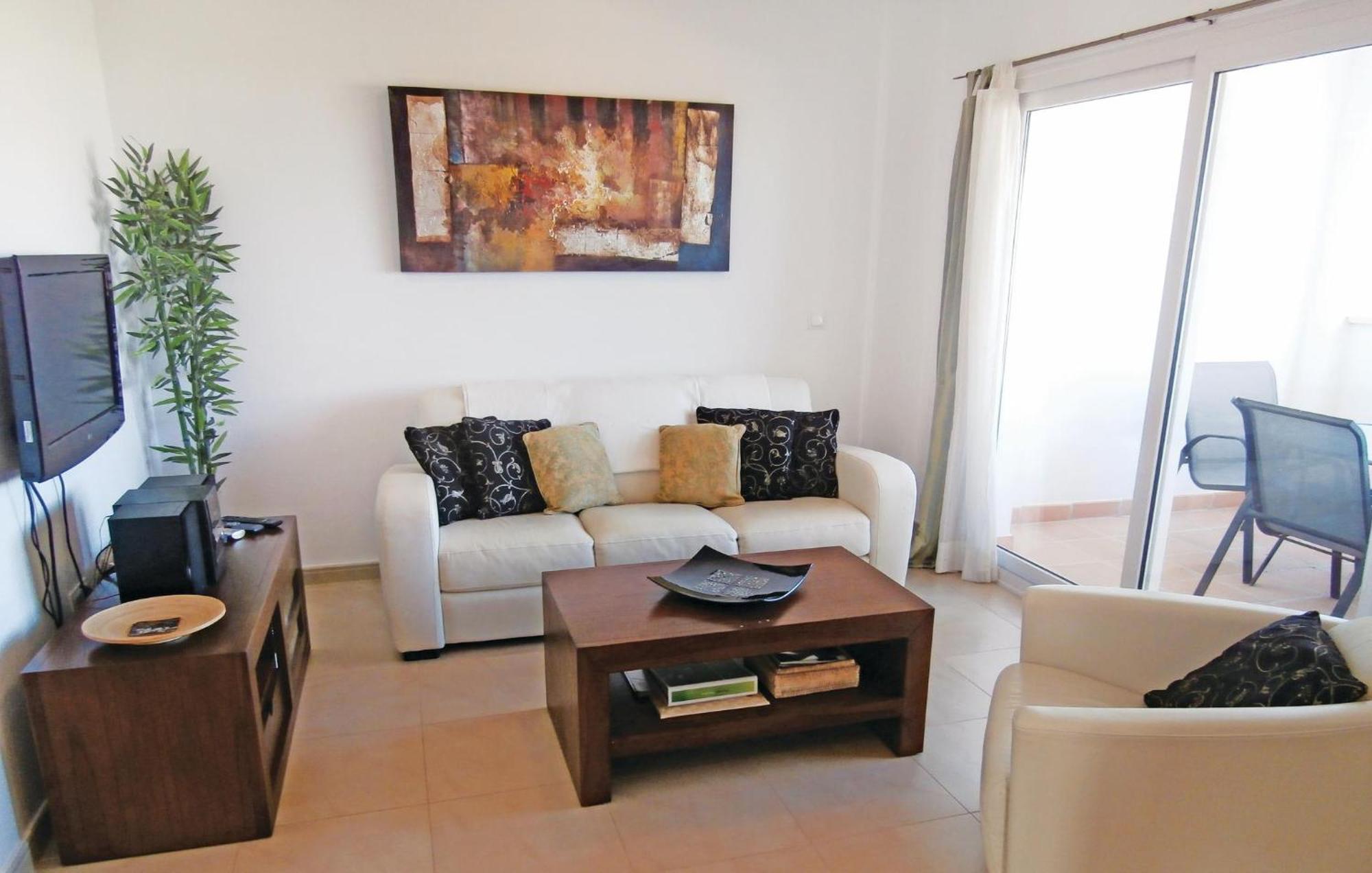 2 Bedroom Beautiful Apartment In 수끼나 외부 사진