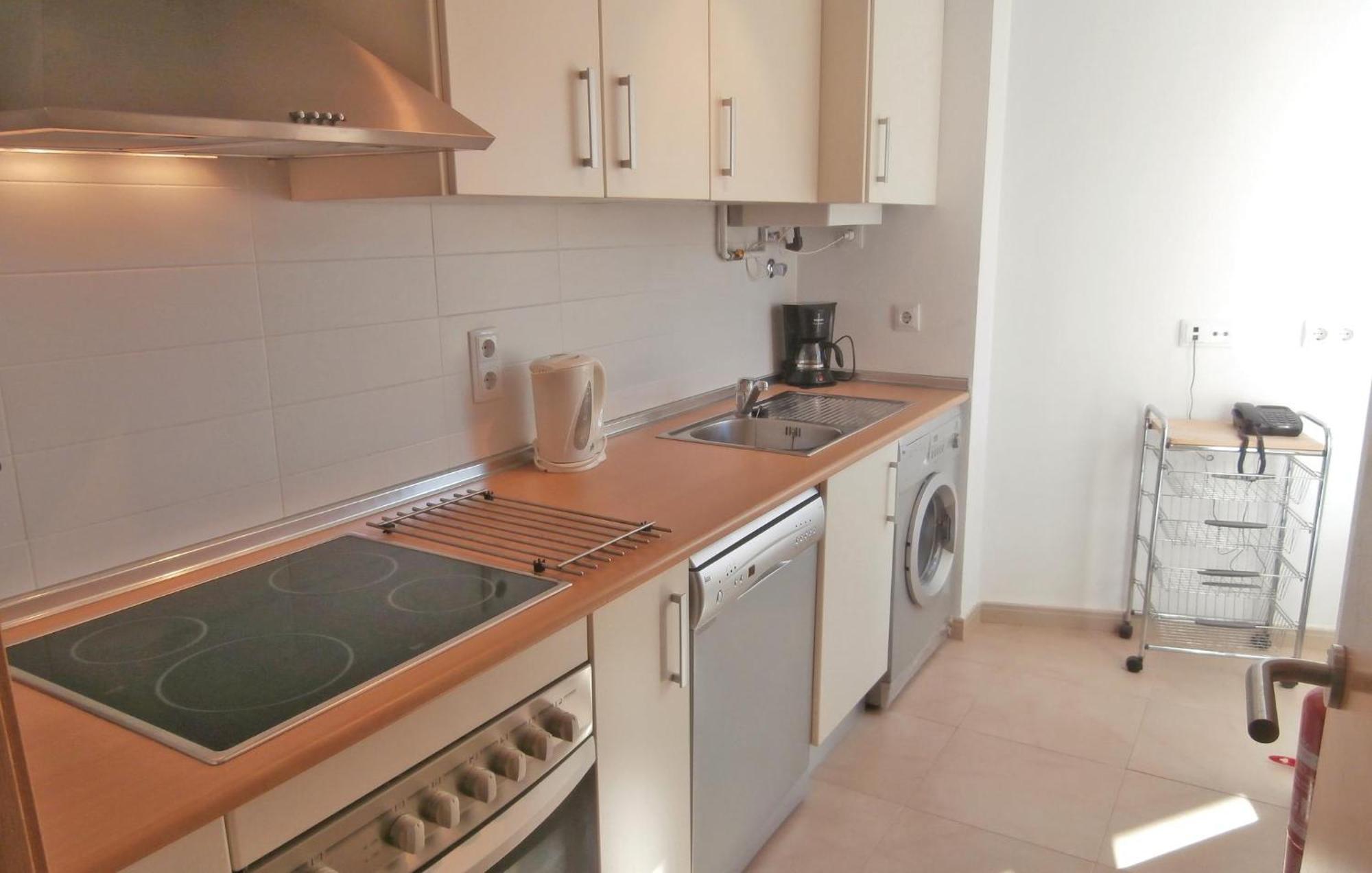 2 Bedroom Beautiful Apartment In 수끼나 외부 사진